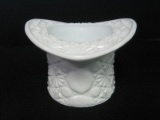 Milk Glass Top Hat Daisy & Button Pattern