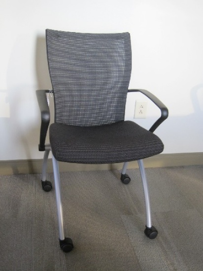 Haworth Zody Task Chair on Casters Fabric Seat/Mesh Back