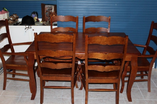 Mahogany Veneer Wooden Extendable Dining Table w/ 6 Wooden Dining Chairs