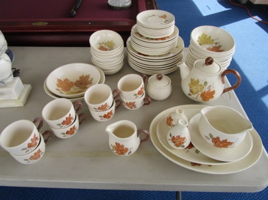 Woodland Gold Poppy Trail Netlox Ceramic Lot