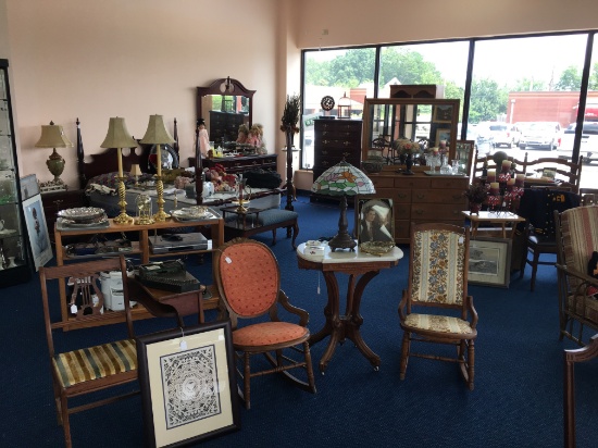 ONLINE SHOWROOM AUCTION ONSITE IN TAYLORS #7709