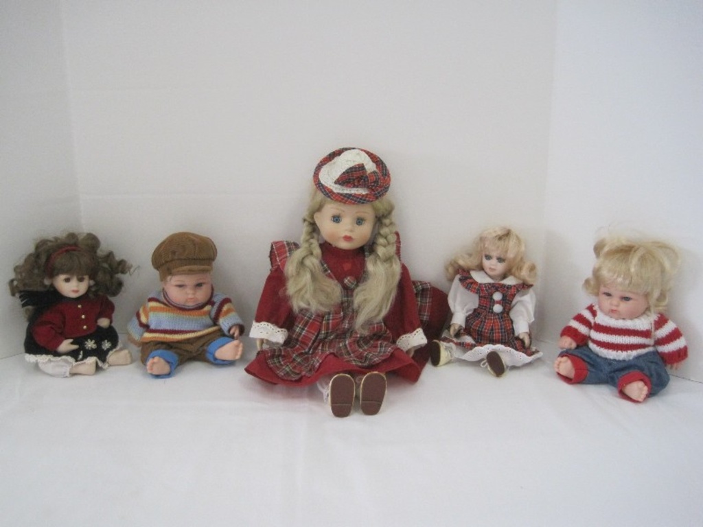 victorian era dolls