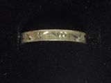 Silver Ring w/ Engraved Leaf/Ring Pattern