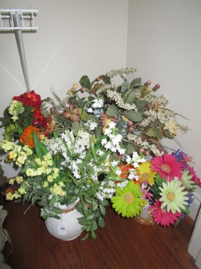 Lot - Ceramic Vases, Wicker Baskets w/ Faux Flowers, Ceramic Vase 7" H