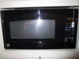 G.E. Household Microwave Black Serial No.GD200703L