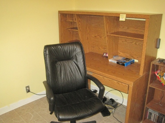 Oak Finish Computer Hutch Desk w/ Chair