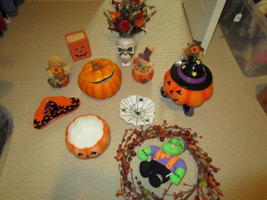 Halloween Lot - Décor, Lawn Décor, Plush Toys, Etc.