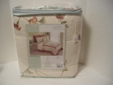 Modern Heirloom Collection Embroidery Mallory Pattern King Size Bedspread