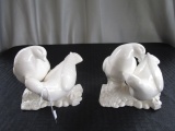 Pair - Ceramic White Doves Décor