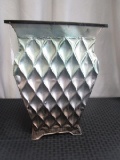 Wave/Lattice Design Vase Green-To-Brown Motif Rectangle Top