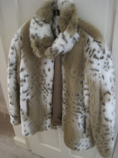 Dennis Basso Size L spotted Faux Fur Jacket