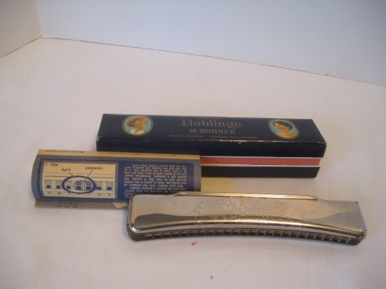M. Hohner Unsere Lieblinge Harmonica in Original Box