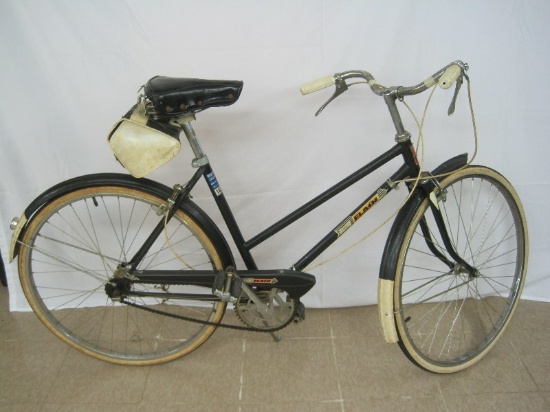 Vintage AMC Flash Women's Bicycle Single Speed w/ Fenders Black Frame & White Wall Tires