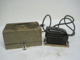 Vintage WEN Power Sander Model 404 115 Volts w/ Metal Case