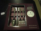 Reed & Barton Select 20 Piece Serving Set for 4