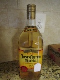 Jose Cueruo Especial Tequila Oru Bottle/Decanter w/ Handle
