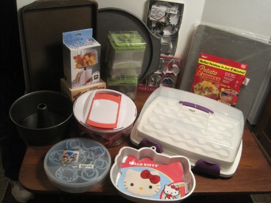 Lot - Kitchenware Wilton, Diet Scales, 3 in 1 Caddy, Hello Kitty, Cookie Cutters, Etc.