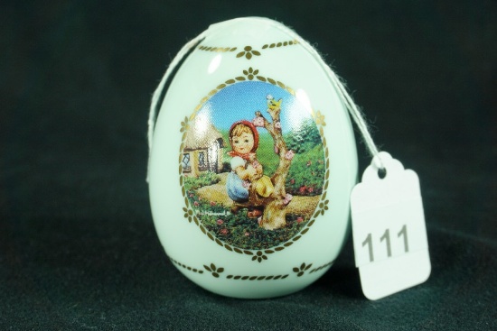 1994 Hummel Collectible Egg "Apple Tree Girl" by Danbury Mint