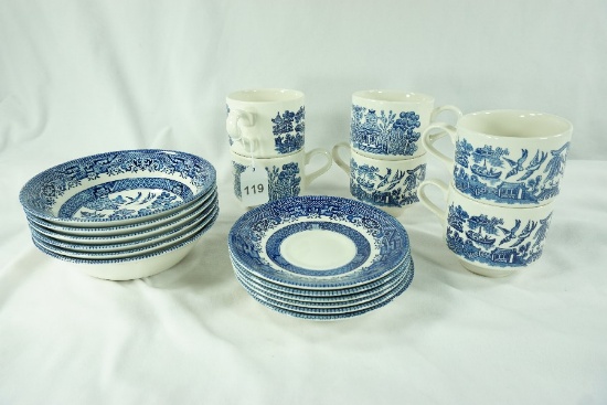Churchill China "Blue Willow" Lot - Bowls, Cups & Saucers