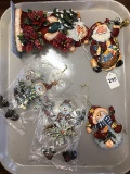 Lot - Metal Santas & Snowmen Ornaments Décor