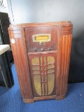 Vintage General Electric Wooden Body Radio Console Standing Mid-Century Modern