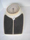 Vintage Health-O-Meter 325lbs Bathroom Scales