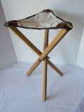 Wooden Leg Tripod Folding Camping Stool