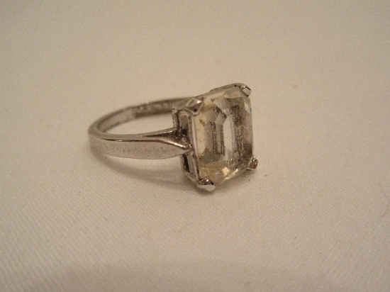 Stamped 925 Ladies Ring w/ Emerald Cut Clear Glass Stone