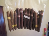 Grass Cut Lot - 13 J.R. Alternative Hemmingway's Signatures, 5 Consuegua Maduro Toros