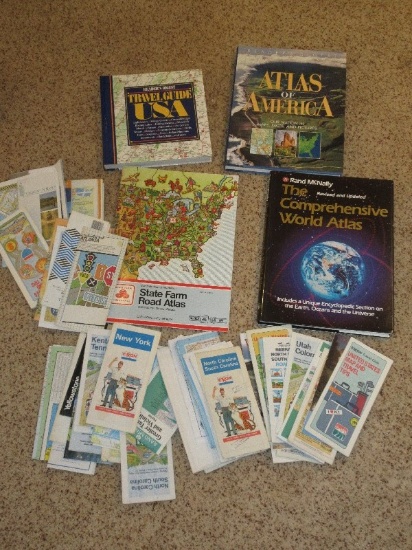 Lot - Large Reader's Digest Atlas of American © 1998 11" x 14 1/2"