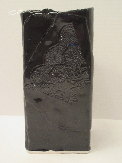 Craven Hand Crafted Porcelain Free Form Square Shape Vase Embossed Lace Pattern