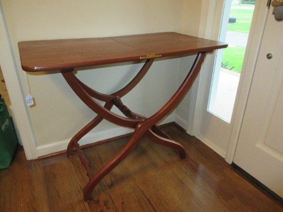 Elegant Victorian Era Style Mahogany Rectangular Folding Coaching Table Brass Accents
