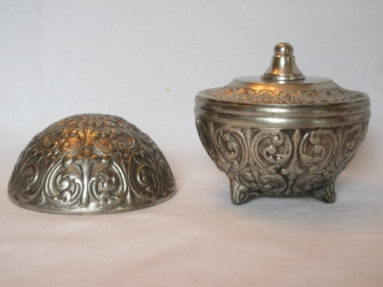 French Inspired Classic Footed Covered Sphere Form Oil Lamp Cast Aluminum
