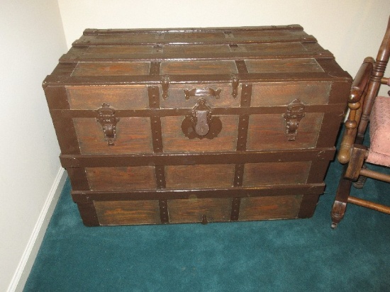 Early Pine Steamer Trunk w/ Wood Slats, Metal Bands/Corners & Insert Tray