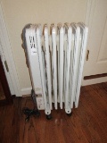 DeLonghi Magnum Electric Air Heater Model #MG15T w/ Timer Dial & Casters