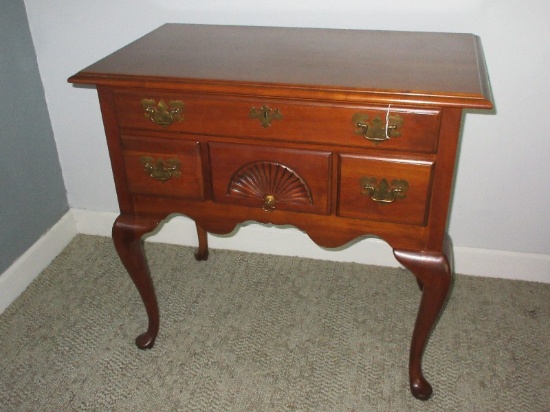 Elegant Harden Furniture Queen Anne Style Cherry Lowboy Features Carved Fan/Apron