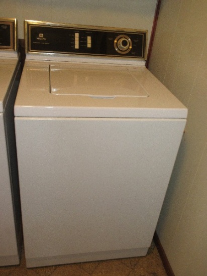 White Maytag Fabric-Matic Large Capacity Washing Machine Top Load