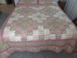 Home Elements Mini-Quilt Set Full/Queen Size Pattern Adrianna w/ 2 Pillow Shams