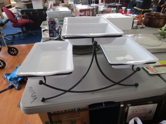 World Wide White Ceramic 3-Tier Standing Presentation Stand, 2 Casserole Dishes