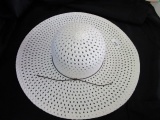 Ladies Wicker White Summer Hat