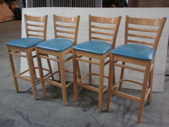 Set - 4 Modern Design Curved Ladder Back Bar Stools Natural Stain Finish
