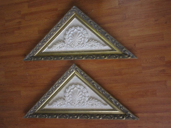 Pair - Edward Art Products French Inspired Relief Scalloped Shell & Laurel Wreath