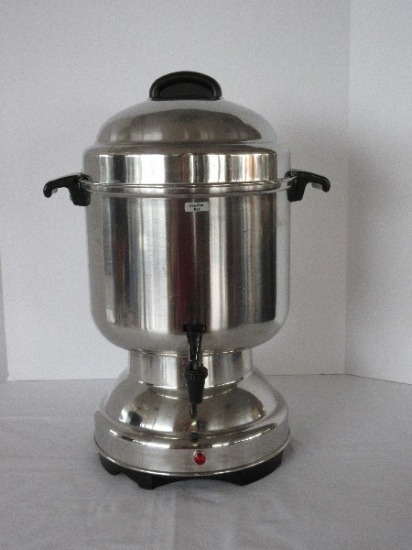 Vollrath Coffee Brewer 55 Cup Capacity Stainless Steel Model #72802 Urn Style