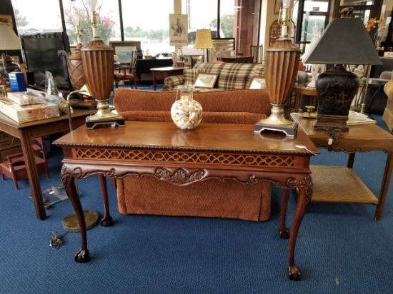 ONLINE SHOWROOM AUCTION ONSITE IN TAYLORS #7806