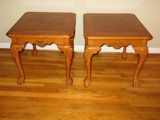 Pair - Traditional Oak End Tables w/ Scalloped Shell Carved Knee on Ball & Claw Foot