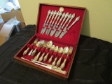 Reed & Barton Oneida Silverplate Lot - Knives, Forks, Spoons, Teaspoons, Salad Forks