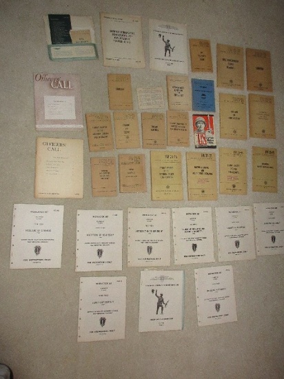 Great Lot - Vintage Army Manuals, Training, Fighting Man's Code, Soldier's Guide