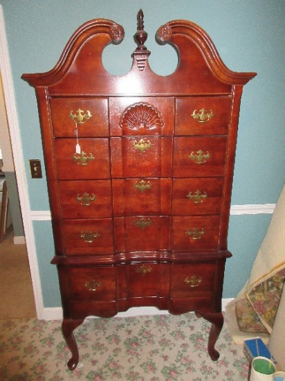 Exquisite Chippendale Style Block Front Highboy w/ Arched Pediment, Finial