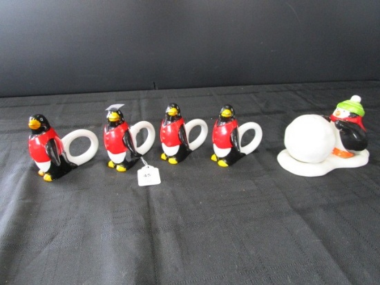 Hallmark Ceramic Snowball/Penguin Salt/Pepper Shaker w/ Base & 4 Penguin Napkin Holders