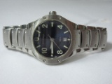 Accutron 100m Sapphire Crystal Ladies Wrist Watch w/ Date Display